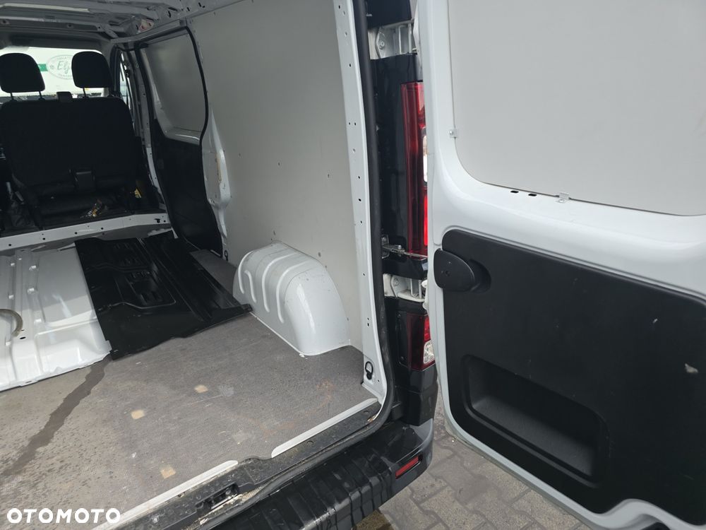 Opel Vivaro L2H1 2,9t Edition - 17