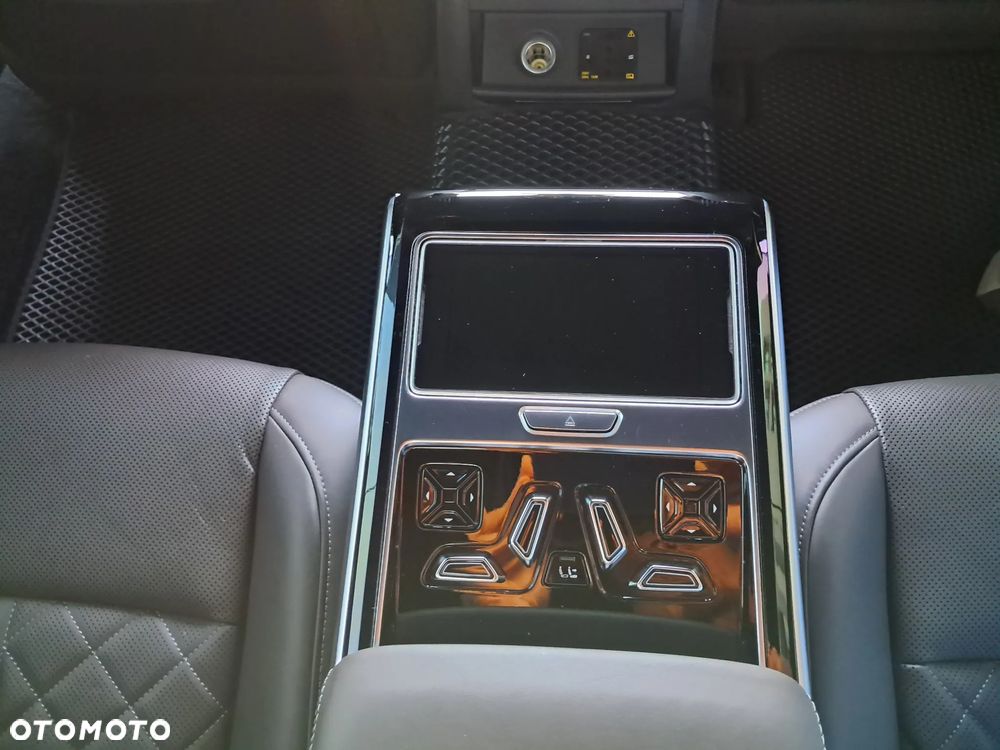 Audi A8 L 55 TFSI mHEV Quattro Tiptr - 15