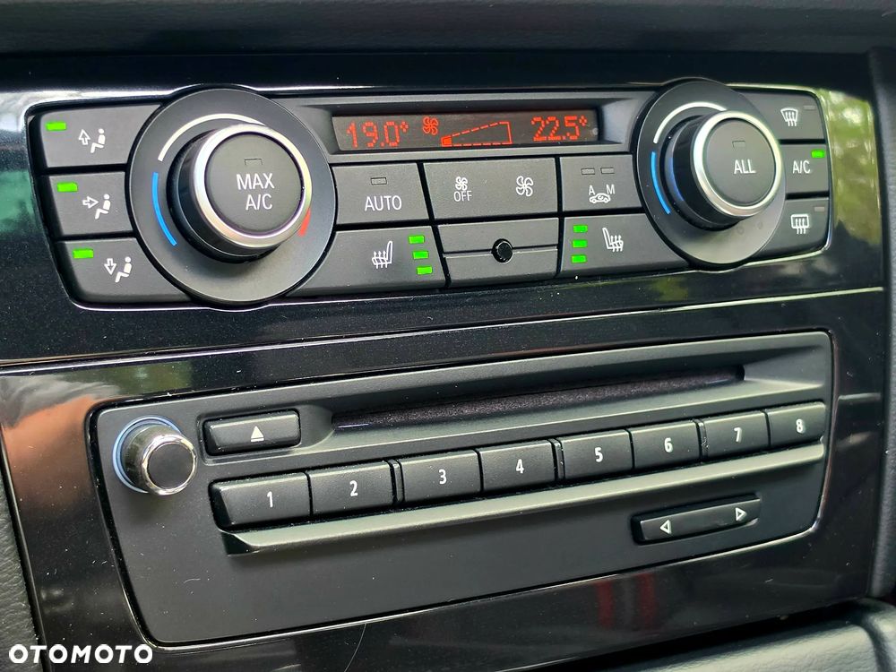 BMW X1 sDrive20d EfficientDynamics Edition Sport Line - 24