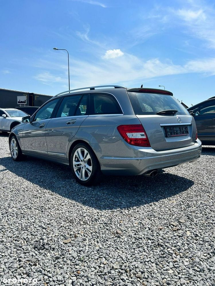 Mercedes-Benz Klasa C - 23