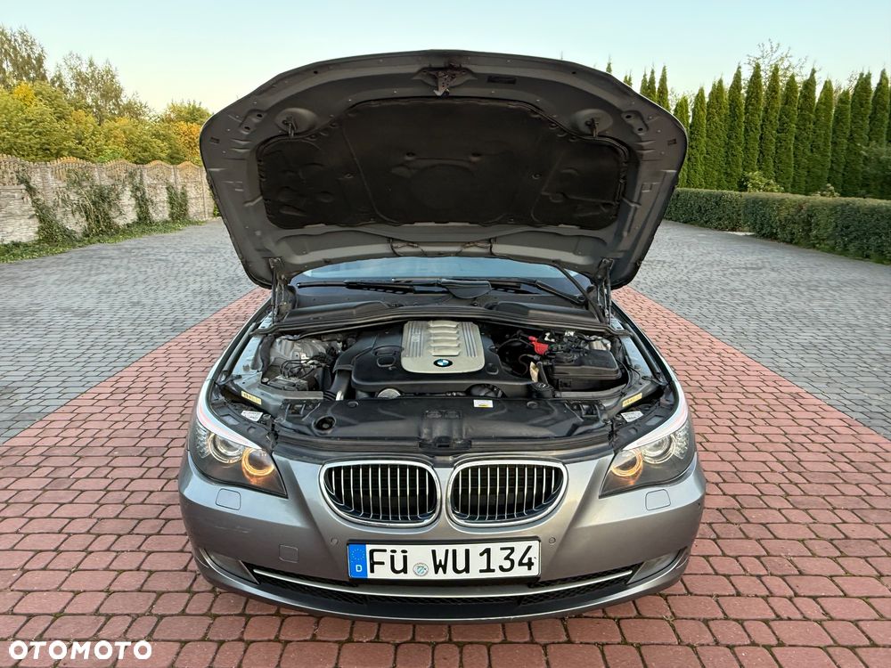 BMW Seria 5 525d Edition Lifestyle - 21