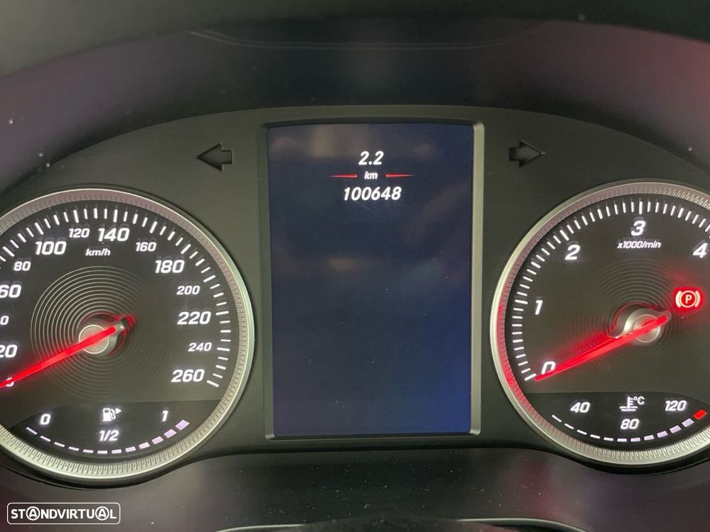 Mercedes-Benz C 200 d Avantgarde - 9