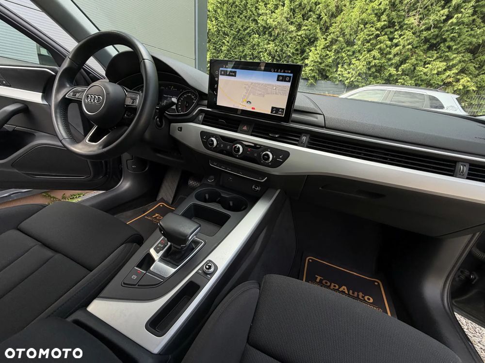 Audi A4 Limousine 40 TFSI S tronic design - 16