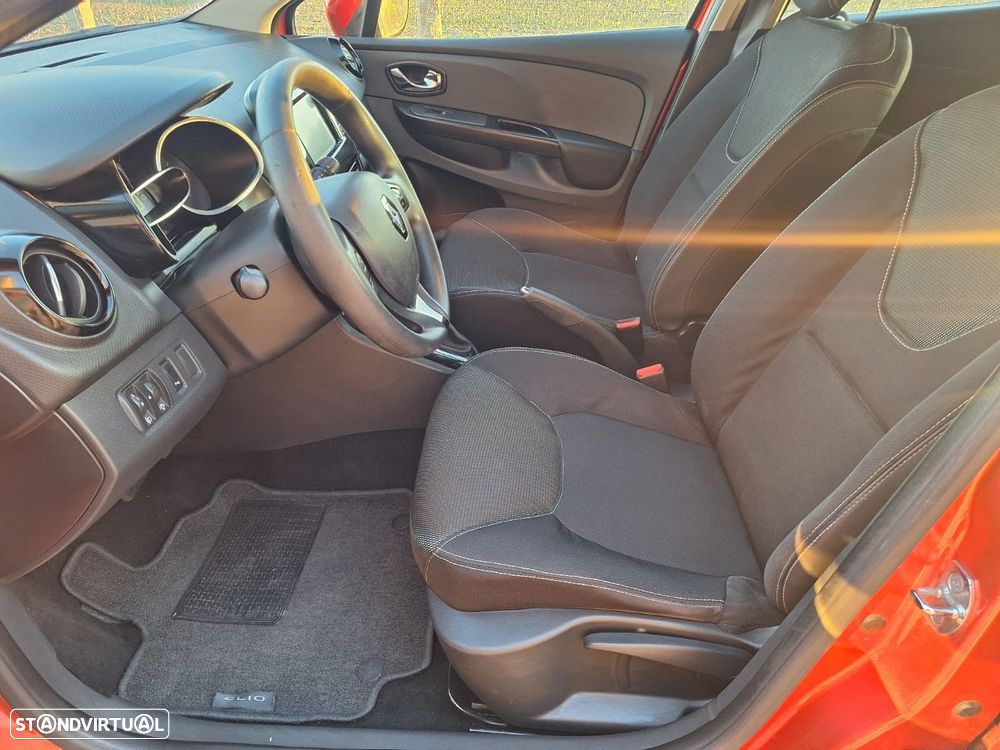 Renault Clio 1.5 dCi Dynamique S EDC - 17