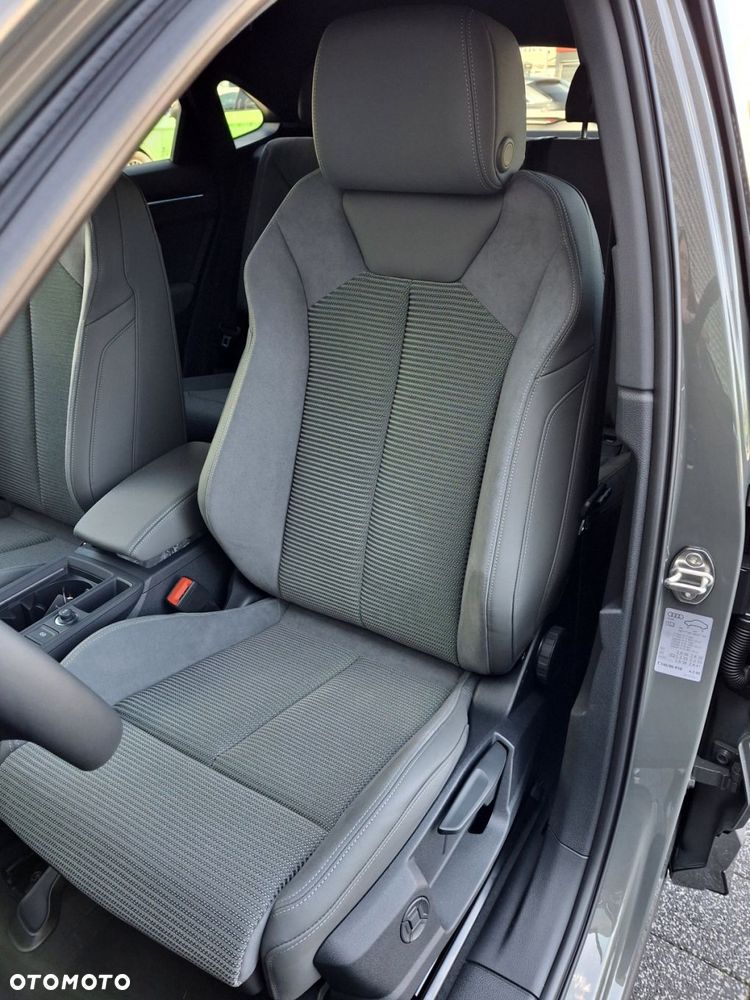 Audi Q3 Sportback - 10