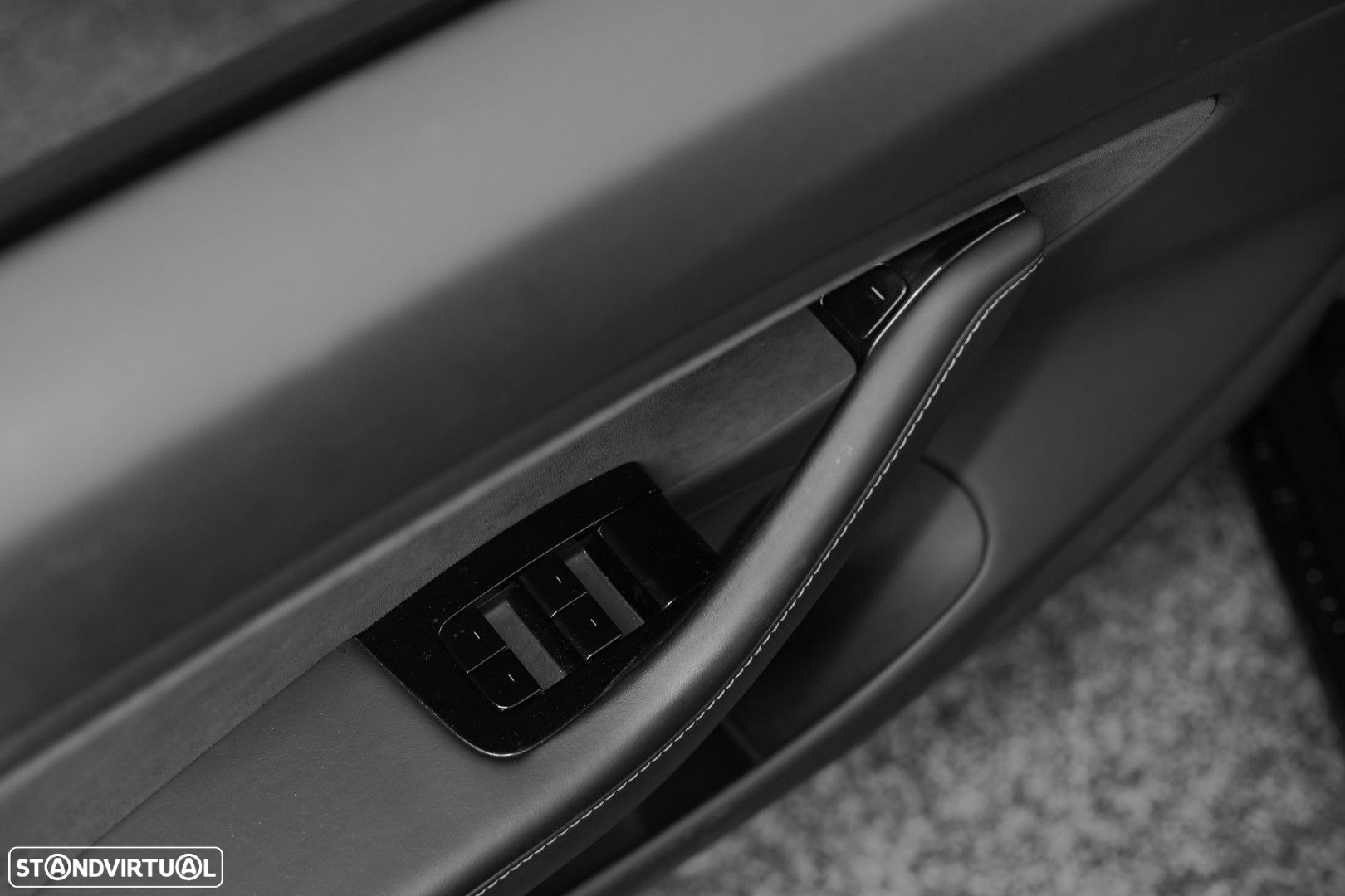 Tesla Model 3 Long Range AWD Dual Motor - 36