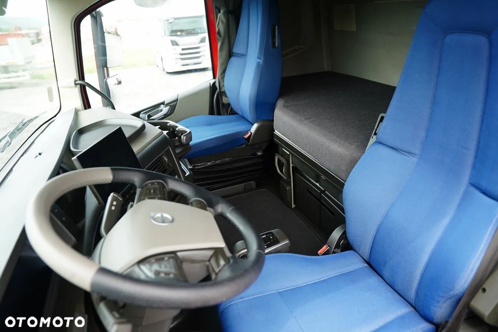 Volvo FH 460 / ZESTAW TANDEM / 120 M3 / PRZEJAZDOWY / I-SAVE / KLIMA POSTOJOWA / OŚ PODNOSZONA SKRĘTNA / WIELTON / PLANDEKA ZBROJONA - 28