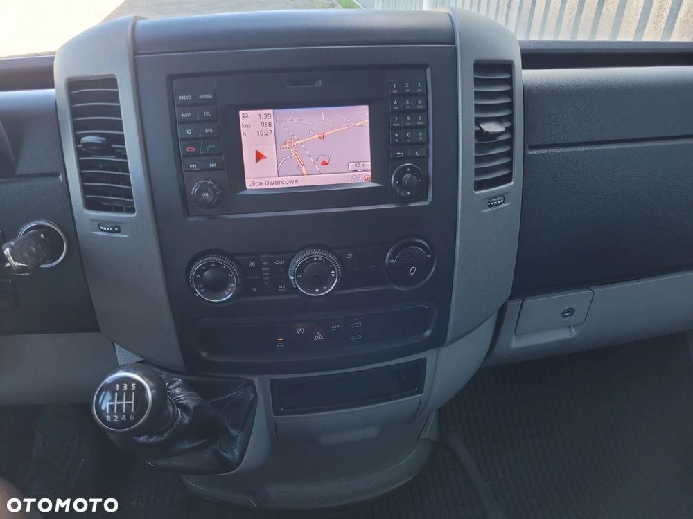 Volkswagen CRAFTER - 14