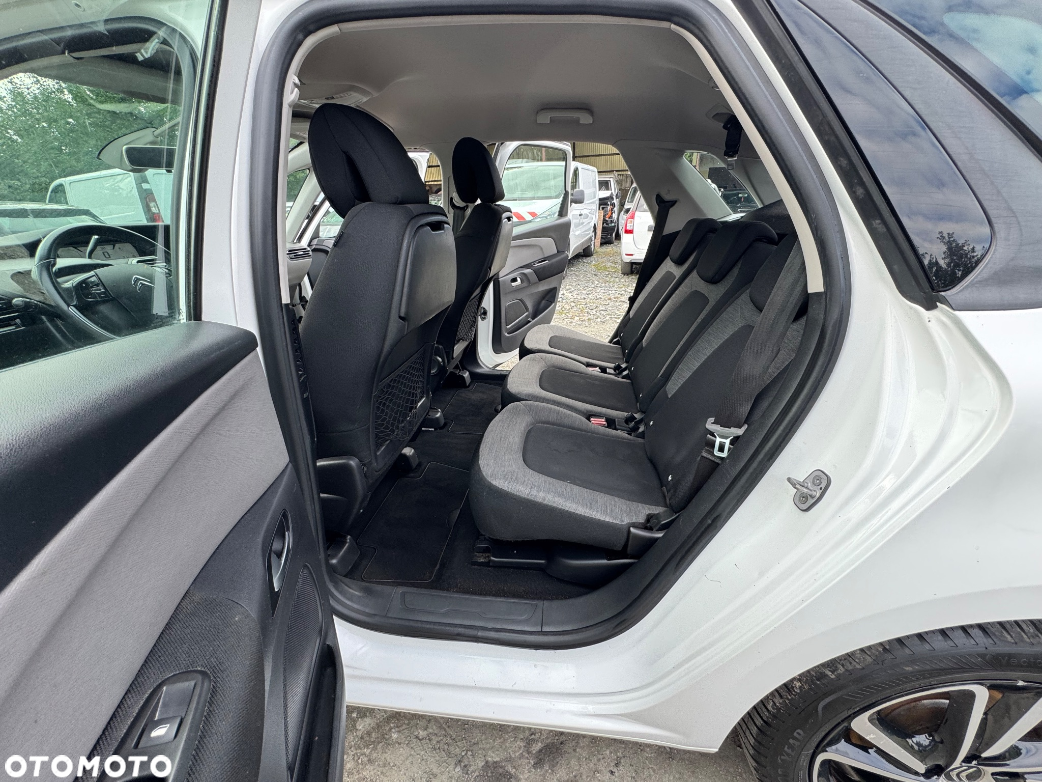 Citroën C4 Picasso BlueHDi 120 EAT6 Business Class - 11