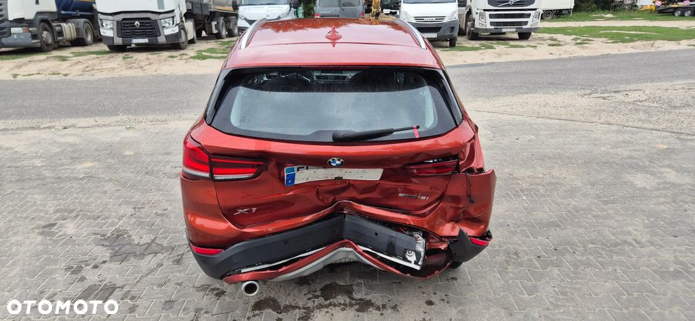 BMW X1 sDrive18i Business Edition - 15