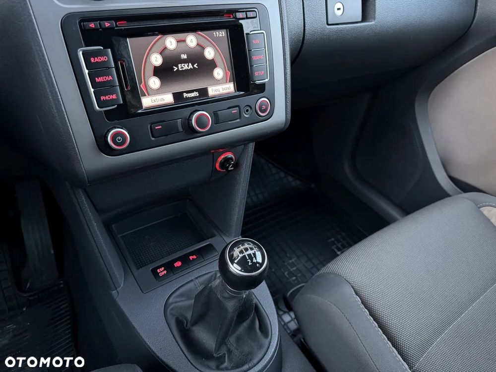 Volkswagen Touran 1.4 TSI Cup - 25