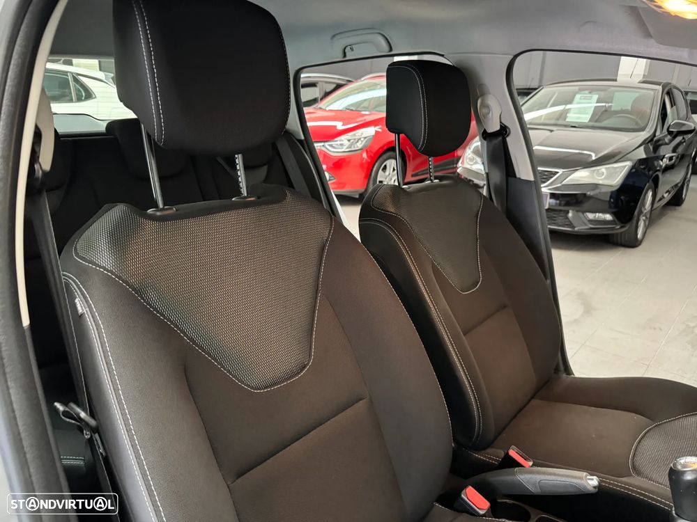 Renault Clio Energy dCi 90 Start & Stop Experience - 16