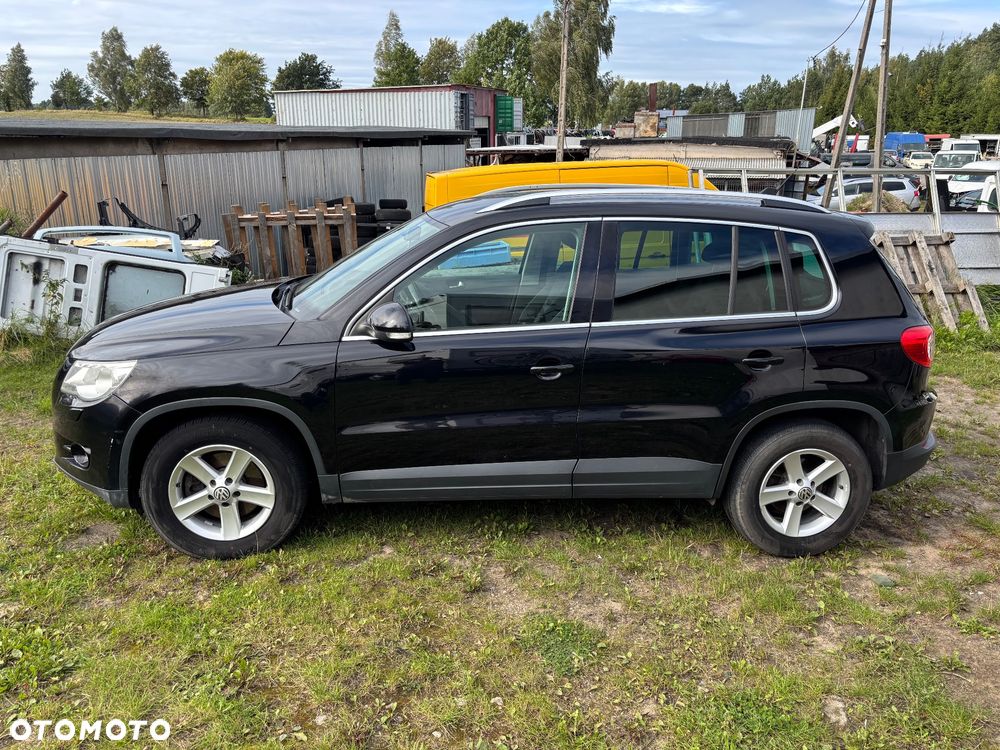 Volkswagen Tiguan - 9
