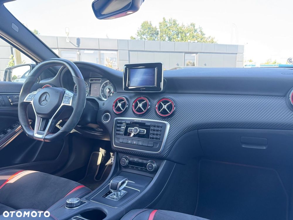 Mercedes-Benz Klasa A 45 AMG 4Matic AMG Speedshift 7G-DCT - 18