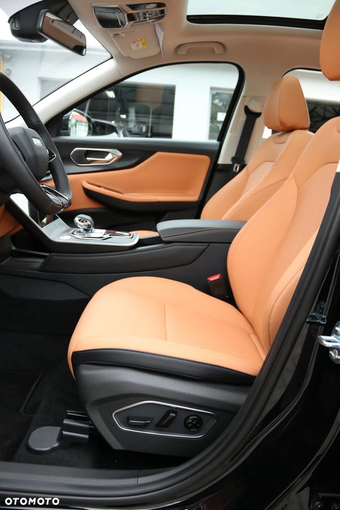BAIC 7 1.5T Luxury DCT - 23