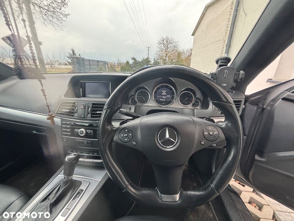 Mercedes-Benz Klasa E - 2