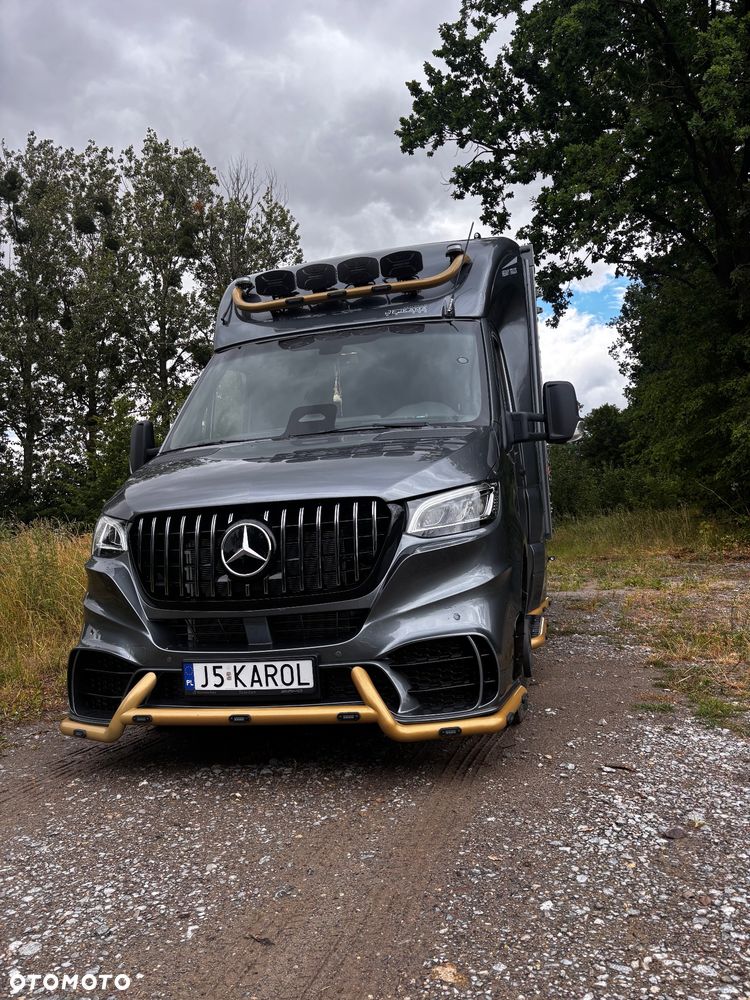 Mercedes-Benz Sprinter - 1