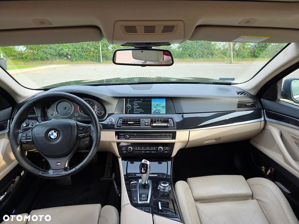 BMW Seria 5 520d xDrive - 11