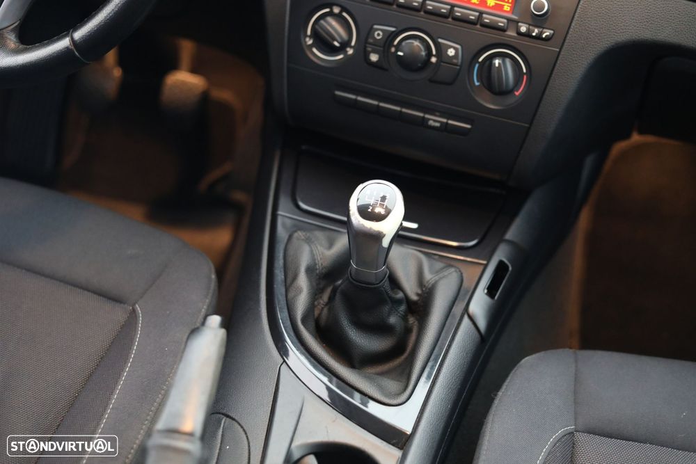 BMW 116 d Line Sport - 17