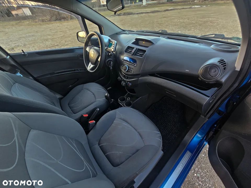 Chevrolet Spark 1.2 LT - 21