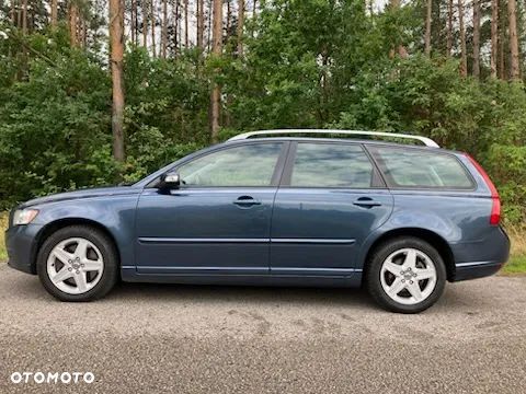Volvo V50 - 1