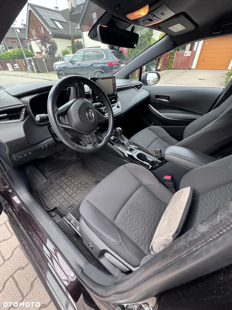 Toyota Corolla 2.0 Hybrid Comfort - 9