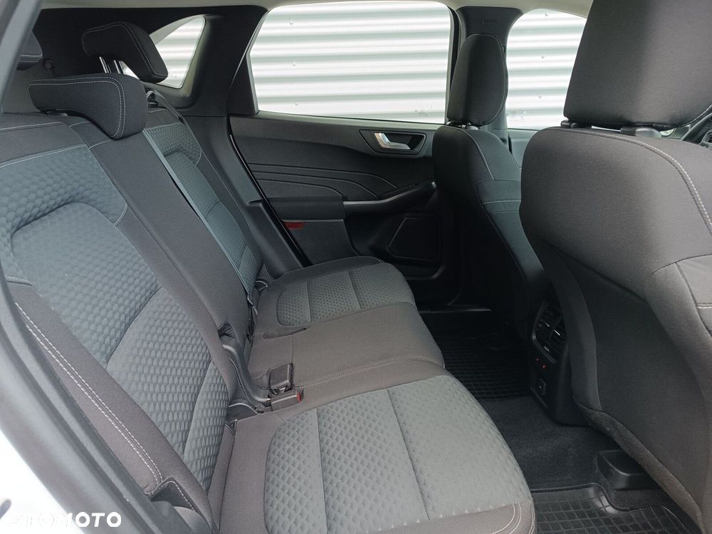 Ford Kuga 1.5 EcoBlue FWD Titanium - 34