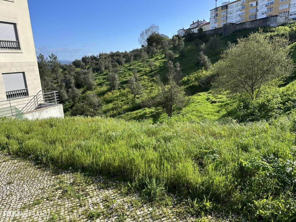 Lote de terreno para construção urbana - Grande imagem: 2/6