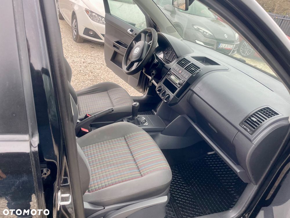 Volkswagen Polo - 34
