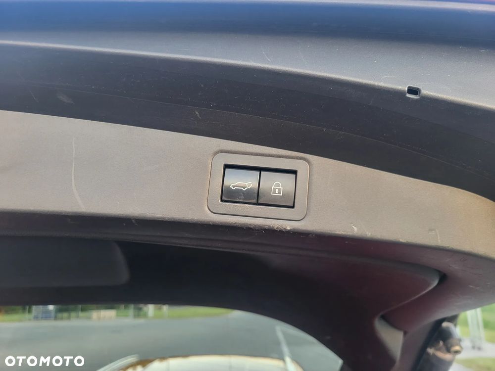 Toyota Corolla 1.8 Hybrid Executive - 20
