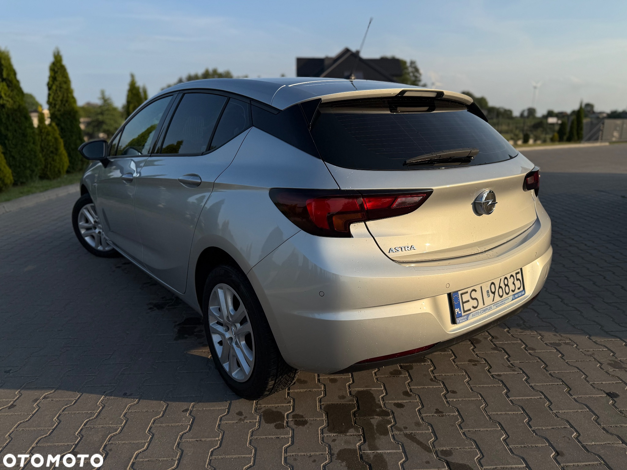 Opel Astra 1.2 Turbo - 22