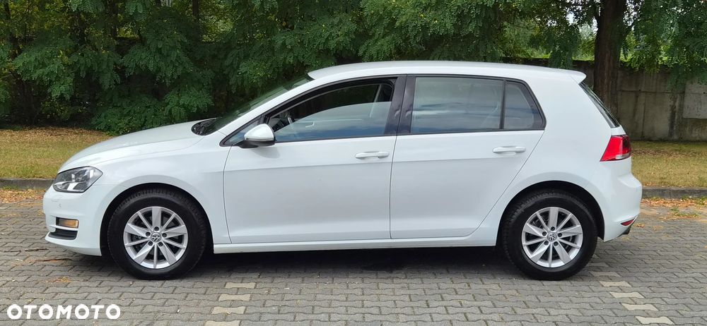 Volkswagen Golf 1.6 TDI Trendline DSG - 9