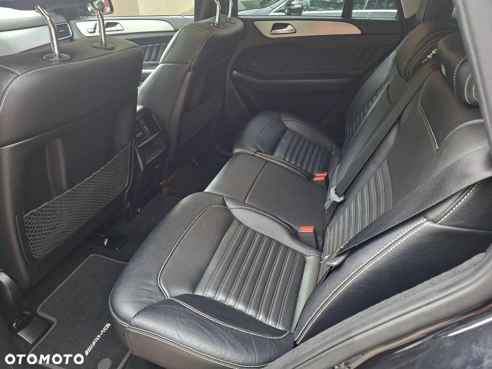 Mercedes-Benz GLE 350 d 4Matic 9G-TRONIC AMG Line - 12