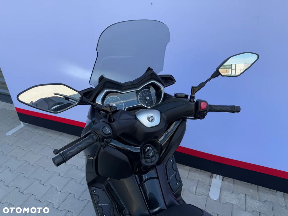 Yamaha X-max - 7