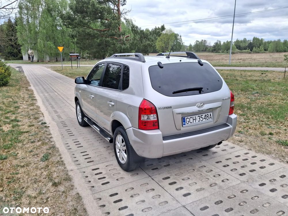 Hyundai Tucson 2.0 Elegance / Premium - 4