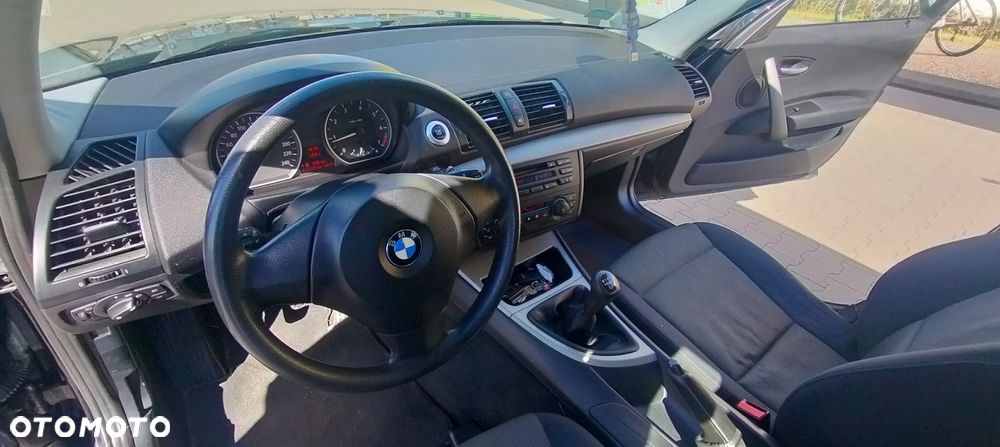 BMW Seria 1 118i - 8