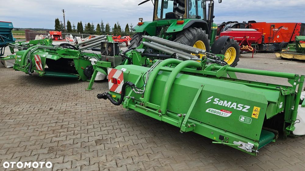 SaMasz KDD 861 S+T Kosiarka Dyskowa Motyl z taśmami  w Zestawie z Czołową kosiarką KDF 340 S - 1
