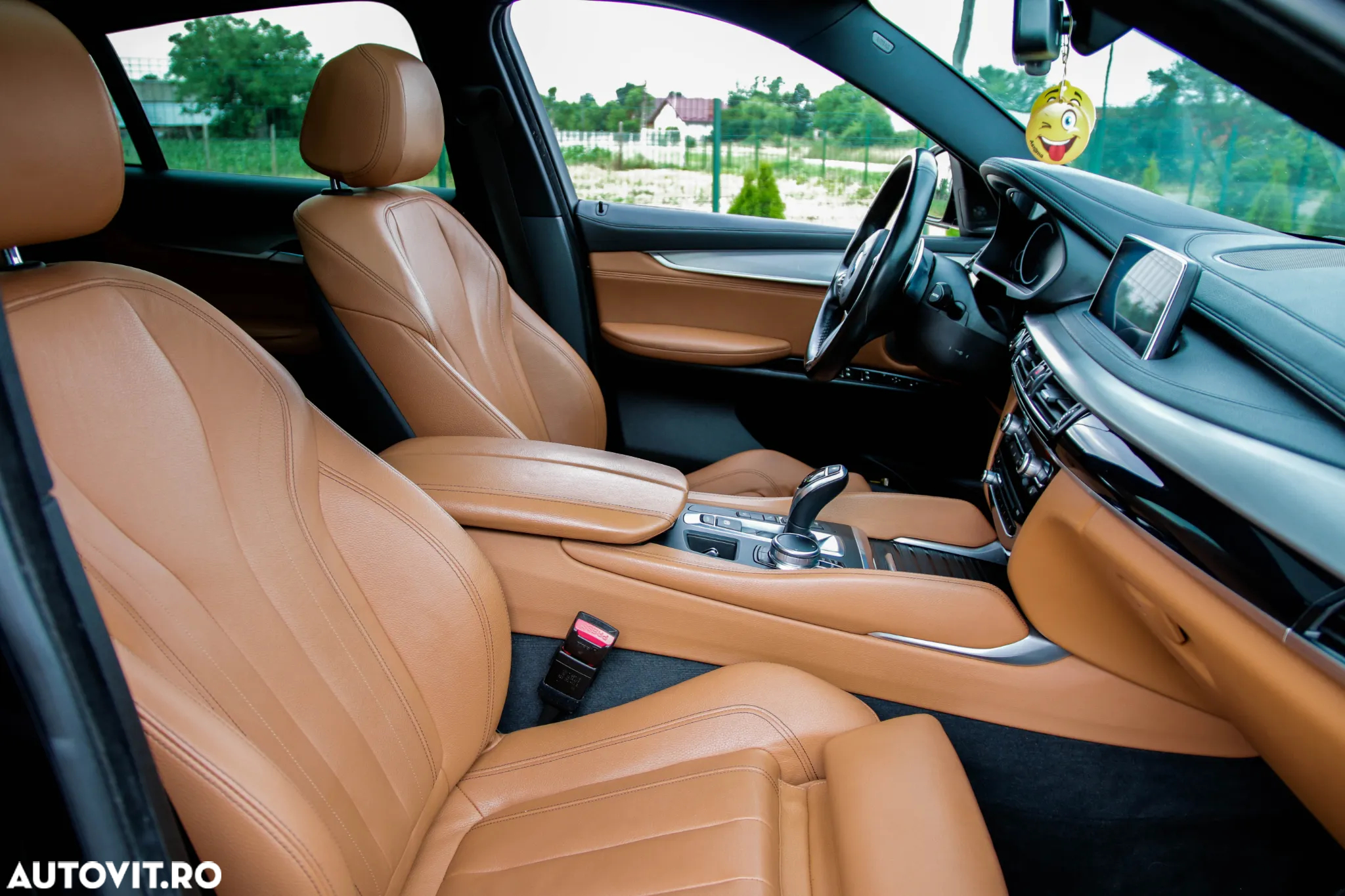BMW X6 xDrive40d - 13