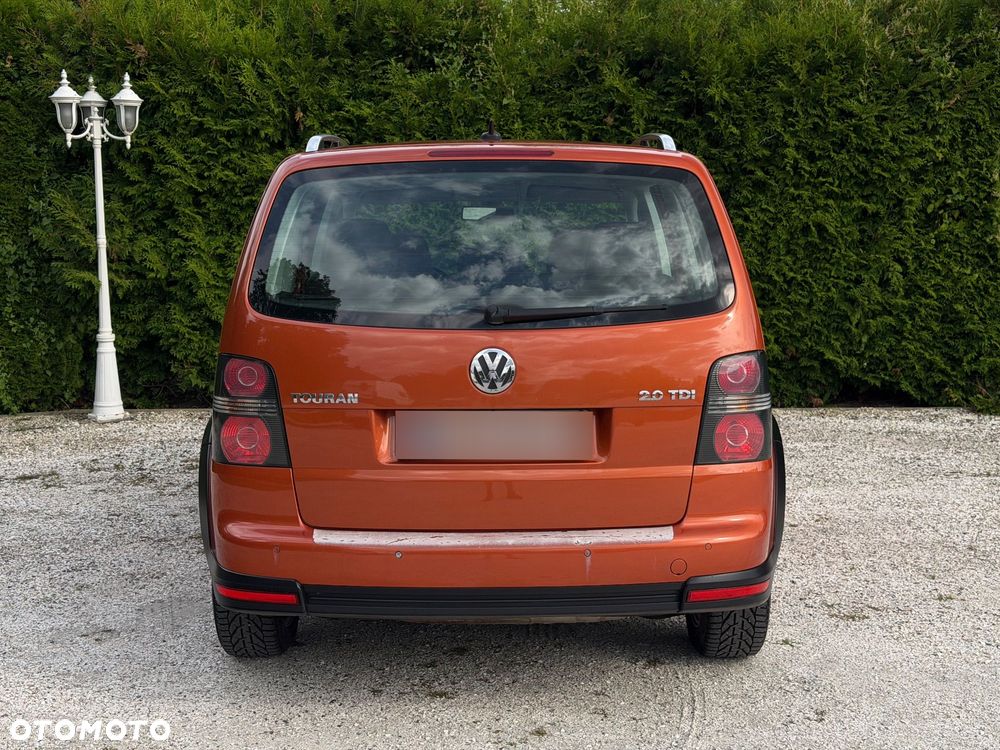 Volkswagen Touran 2.0 TDI DPF Cross - 6