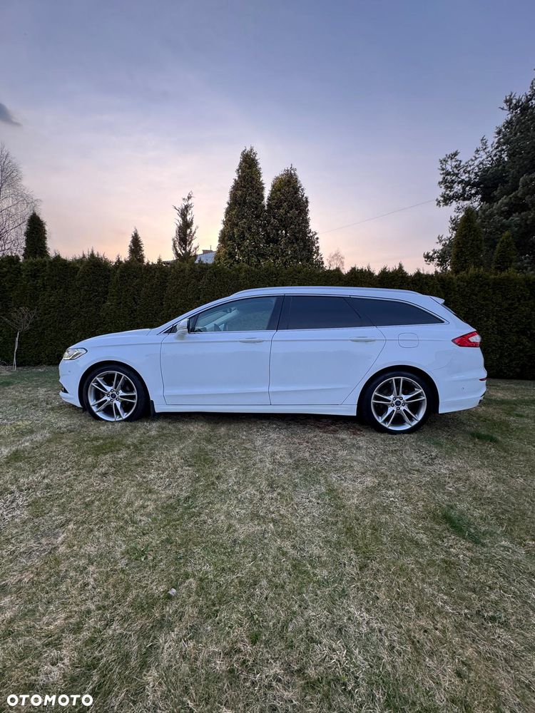 Ford Mondeo 2.0 TDCi Titanium PowerShift - 11