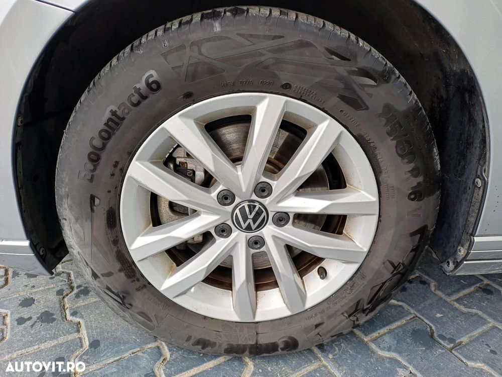 Volkswagen Passat 2.0 TDI DSG Comfortline - 4
