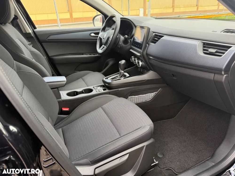 Renault Arkana E-TECH 145 Evolution - 12