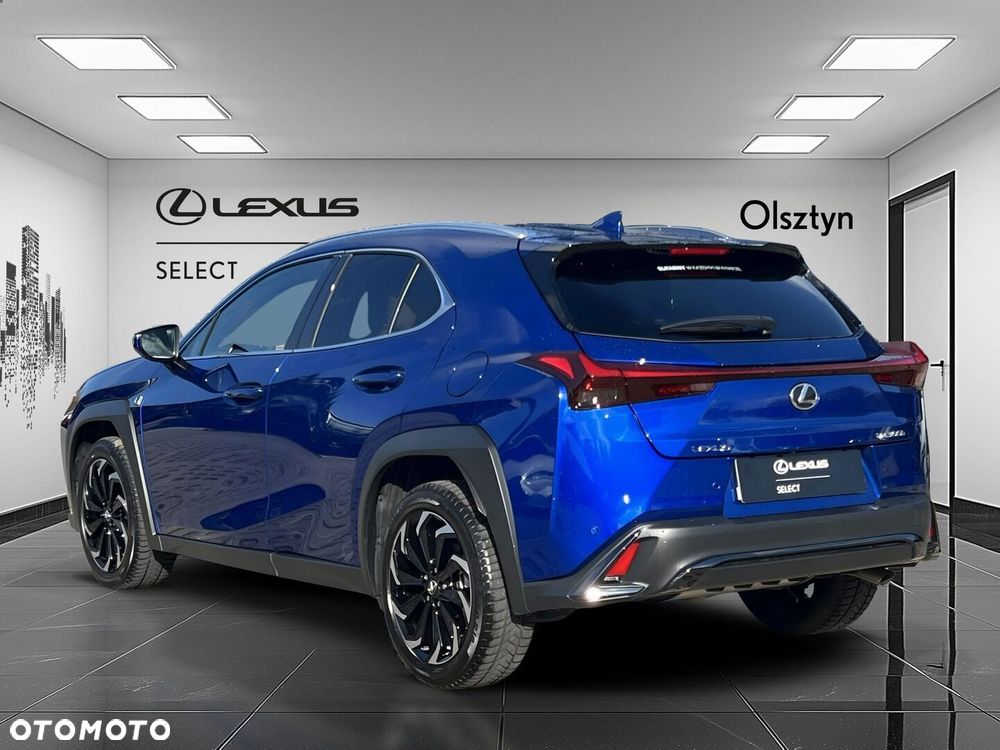 Lexus UX 300h F Sport Design - 5