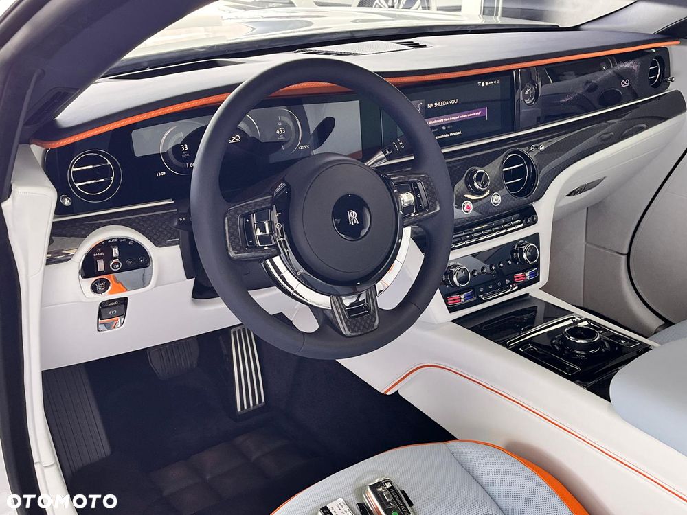 Rolls-Royce Spectre - 7