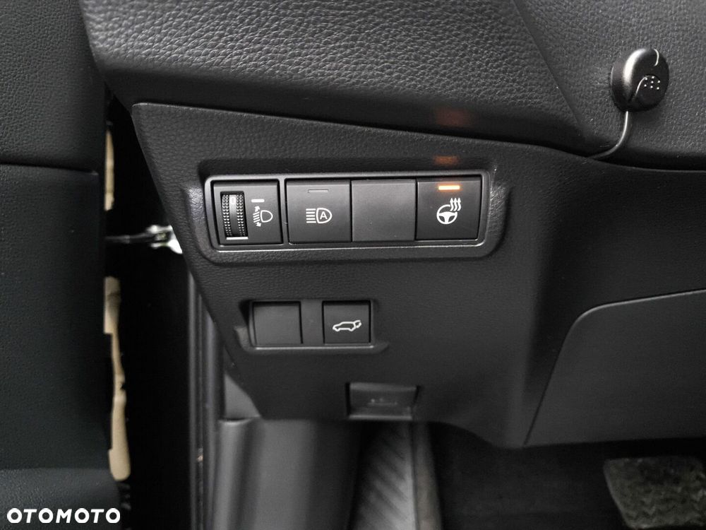 Toyota Corolla Cross - 22