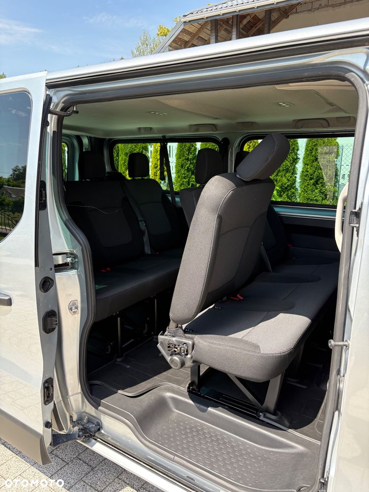 Renault Trafic 2.0 dCi - 8