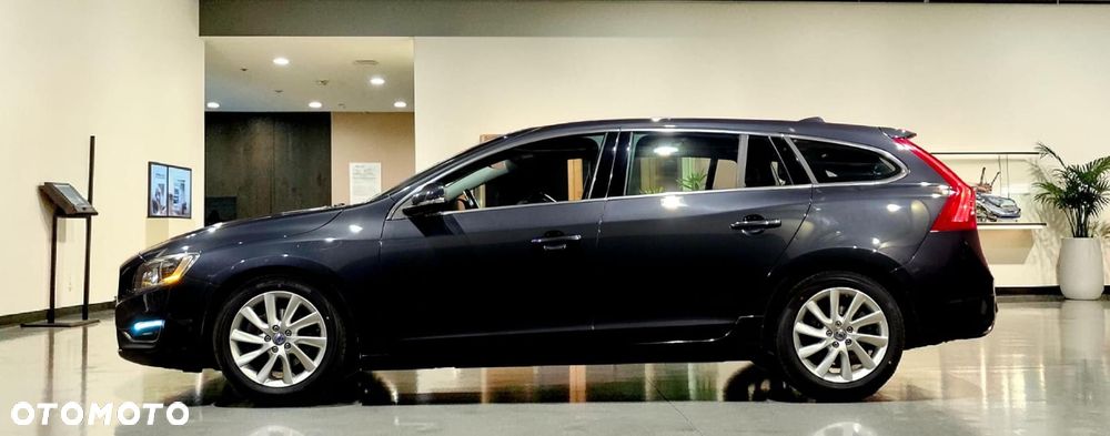 Volvo V60 T3 Summum - 5