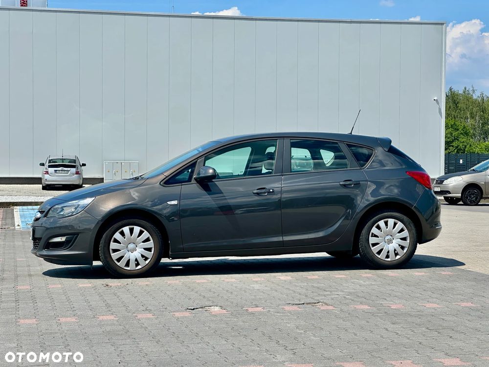 Opel Astra 1.4 Essentia - 5