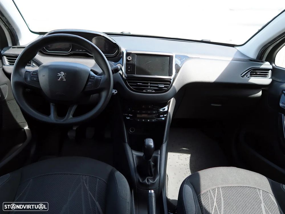 Peugeot 208 1.4 HDI Business - 12