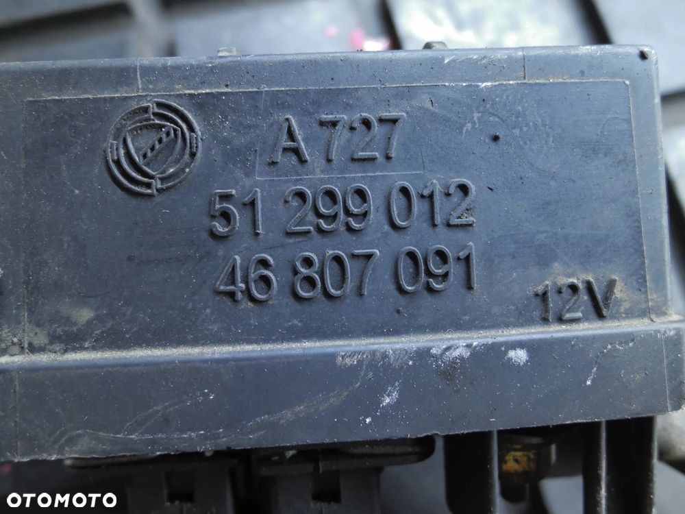 PRZEKAŹNIK ŚWIEC ALFA ROMEO 147 FIAT STILO 1.9 JTD 51299012 POSIADAM 3 SZT - 6